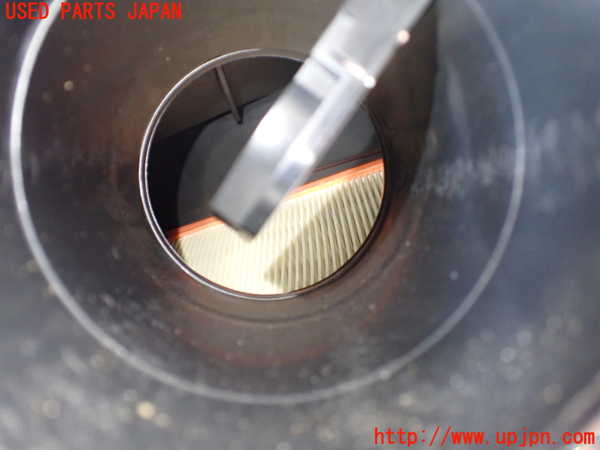 1UPJ-28142560]プジョー・5008(P87AH01)エアクリーナーボックス 中古_m0004.jpg