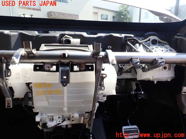 1UPJ-28146081]プジョー・5008(P87AH01)エバポレーター1 中古_m0001.jpg