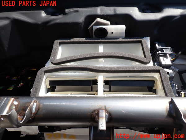 1UPJ-28146081]プジョー・5008(P87AH01)エバポレーター1 中古_m0002.jpg