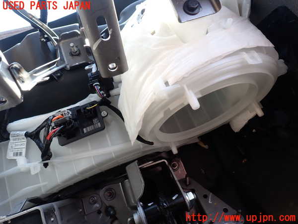 1UPJ-28146081]プジョー・5008(P87AH01)エバポレーター1 中古_m0003.jpg