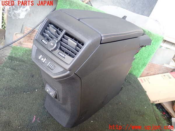 5UPJ-28147540]プジョー・5008(P87AH01)センターコンソール 中古_m0003.jpg