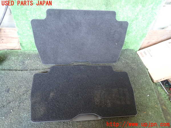 5UPJ-28147842]プジョー・5008(P87AH01)小物入れ2 中古_m0001.jpg