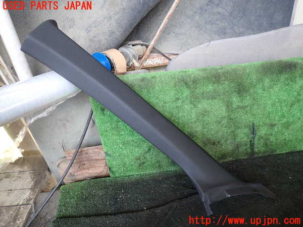 1UPJ-28147660]プジョー・5008(P87AH01)左フロントピラートリム 中古_m0001.jpg