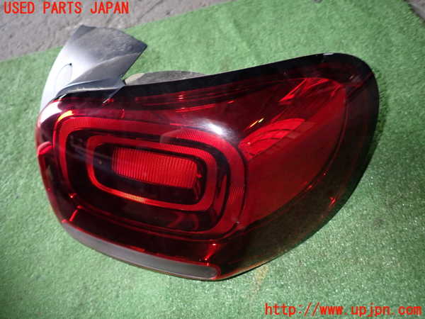 1UPJ-28151530]シトロエン・C3 エアクロス(A8HN05)右テールランプ 中古_m0001.jpg