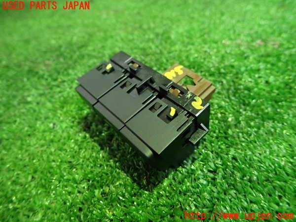 1UPJ-28156307]シトロエン・C3 エアクロス(A8HN05)スイッチ2 チャイルドロック 中古_m0002.jpg