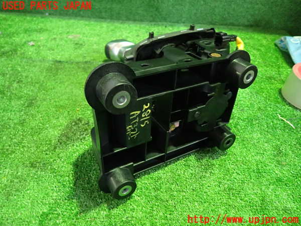 1UPJ-28157555]シトロエン・C3 エアクロス(A8HN05)ATシフトレバー 中古_m0002.jpg