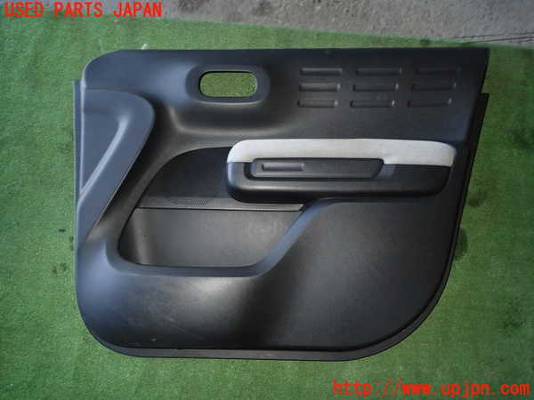 1UPJ-28151234]シトロエン・C3 エアクロス(A8HN05)右前ドア内張り 中古_m0001.jpg