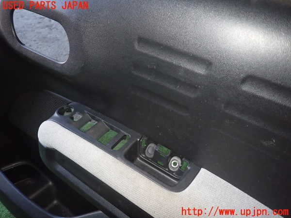 1UPJ-28151234]シトロエン・C3 エアクロス(A8HN05)右前ドア内張り 中古_m0003.jpg