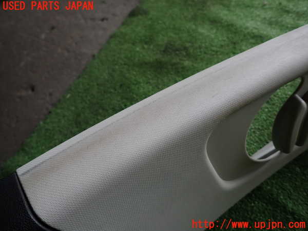 1UPJ-28157665]シトロエン・C3 エアクロス(A8HN05)右センターピラートリム 中古_m0003.jpg