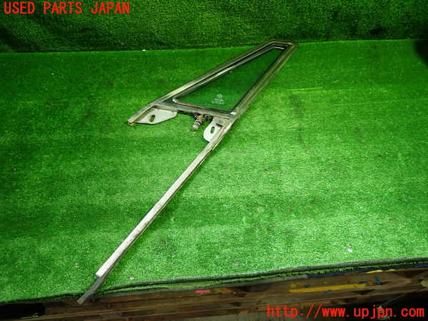 1UPJ-28171200]アルファロメオ・スパイダー(115)右フロント三角窓ガラス 中古 sicursiv M24 43R-000982_m0001.jpg