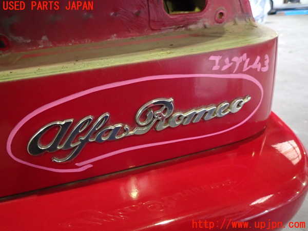 1UPJ-28171633]アルファロメオ・スパイダー(115)エンブレム3 中古_m0001.jpg