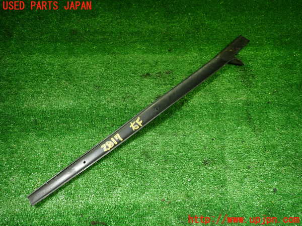 1UPJ-28177655]アルファロメオ・スパイダー(115)右フロントピラートリム 中古_m0003.jpg
