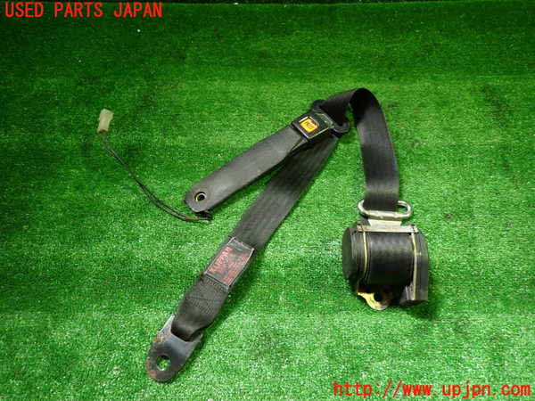 1UPJ-28177045]アルファロメオ・スパイダー(115)運転席シートベルト 中古_m0001.jpg