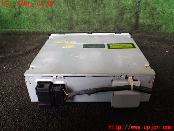1UPJ-28196505]ベントレー・コンチネンタル・GT(BCBEB)CDチェンジャー 中古_m0003.jpg