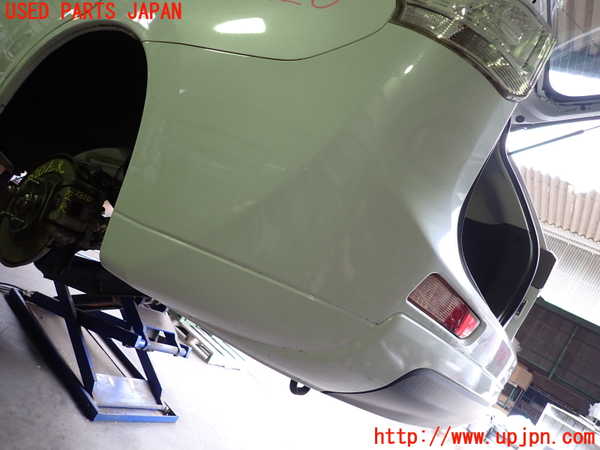 2UPJ-28201610]アウトランダーPHEV(GG2W)リアバンパー 中古_m0002.jpg