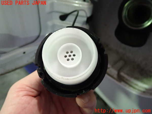 2UPJ-28201690]アウトランダーPHEV(GG2W)フューエルリッド 中古_m0003.jpg