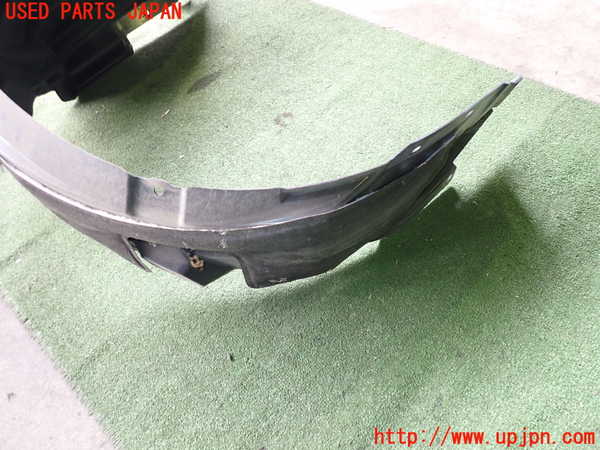 2UPJ-28201090]アウトランダーPHEV(GG2W)右前フェンダーライナー 中古_m0003.jpg