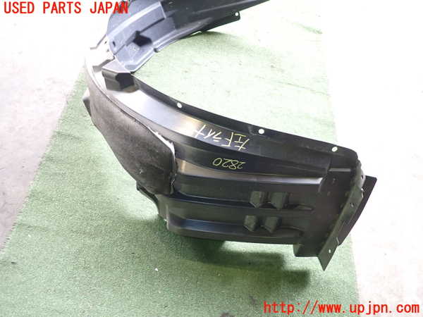 2UPJ-28201092]アウトランダーPHEV(GG2W)左前フェンダーライナー 中古_m0002.jpg