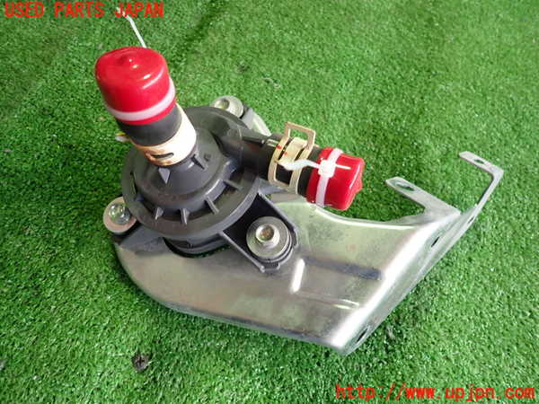 2UPJ-28202110]アウトランダーPHEV(GG2W)ウォーターポンプ 中古_m0001.jpg