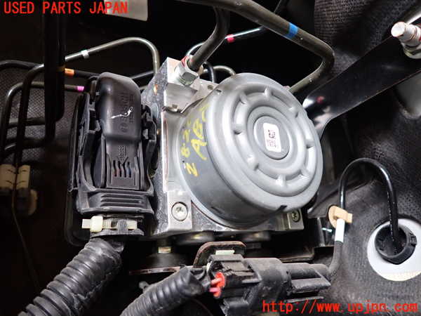 2UPJ-28204040]アウトランダーPHEV(GG2W)ABSアクチュエーター 中古_m0002.jpg