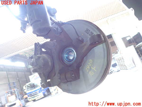 2UPJ-28204290]アウトランダーPHEV(GG2W)右フロントナックルハブ 中古_m0002.jpg