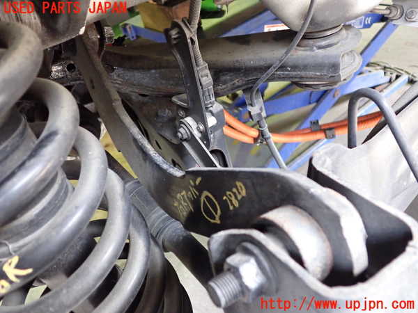 2UPJ-28205146]アウトランダーPHEV(GG2W)右リアアッパーアーム1 中古_m0001.jpg