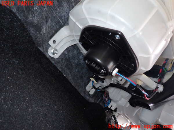 2UPJ-28206081]アウトランダーPHEV(GG2W)エバポレーター1 中古_m0003.jpg