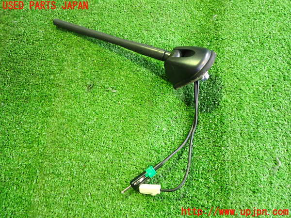 2UPJ-28206550]アウトランダーPHEV(GG2W)アンテナ 中古_m0001.jpg