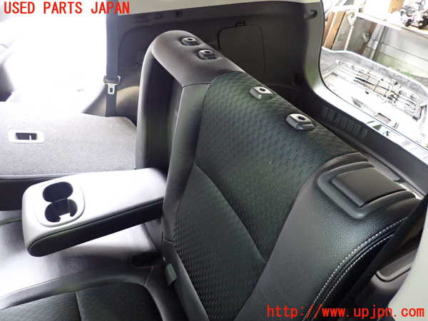 2UPJ-28207175]アウトランダーPHEV(GG2W)左2列目シート 中古_m0002.jpg
