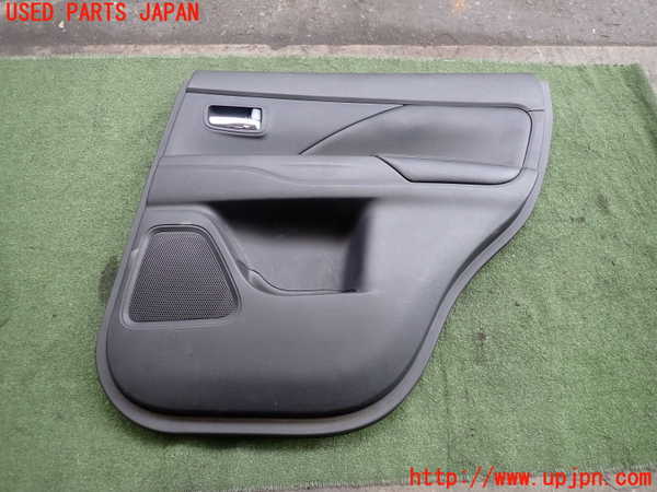 2UPJ-28201294]アウトランダーPHEV(GG2W)右後ドア内張り 中古_m0001.jpg