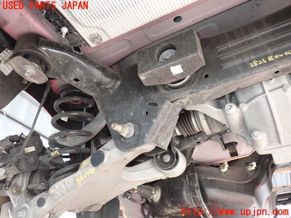 2UPJ-28215295]アルファロメオ・ジュリア(95220)リアメンバー 中古_m0002.jpg