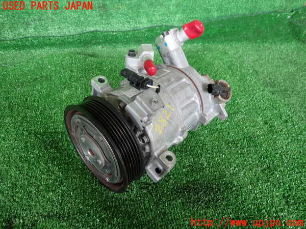 2UPJ-28216025]アルファロメオ・ジュリア(95220)エアコンコンプレッサー 中古_m0001.jpg