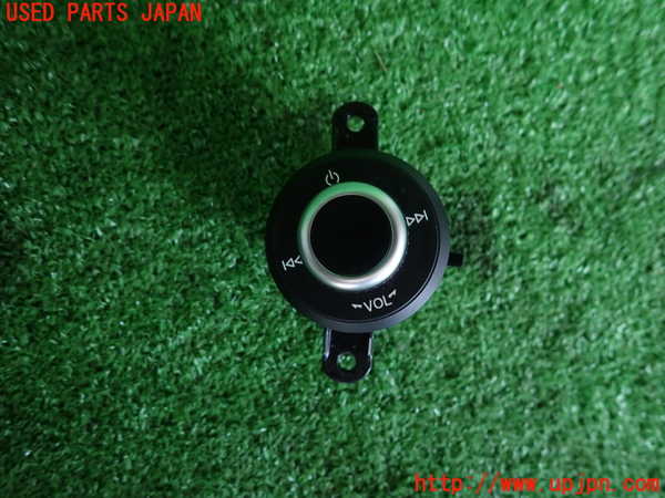 2UPJ-28216308]アルファロメオ・ジュリア(95220)スイッチ3 (オーディオ操作) 中古_m0001.jpg