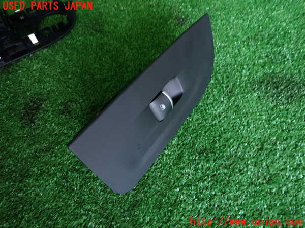 2UPJ-28216245]アルファロメオ・ジュリア(95220)左前パワーウィンドウスイッチ 中古_m0001.jpg