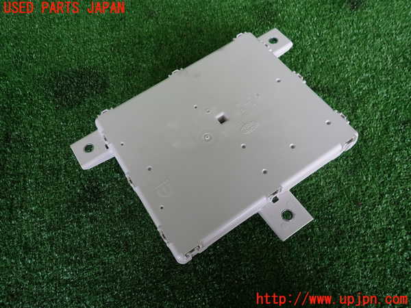 2UPJ-28216742]アルファロメオ・ジュリア(95220)ヒューズボックス2 中古_m0002.jpg