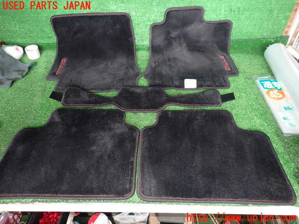 2UPJ-28217800]アルファロメオ・ジュリア(95220)フロアマット 中古_m0001.jpg