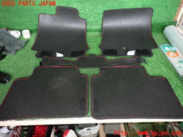2UPJ-28217800]アルファロメオ・ジュリア(95220)フロアマット 中古_m0004.jpg