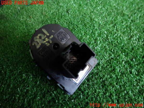2UPJ-28216280]アルファロメオ・ジュリア(95220)ミラースイッチ 中古_m0002.jpg