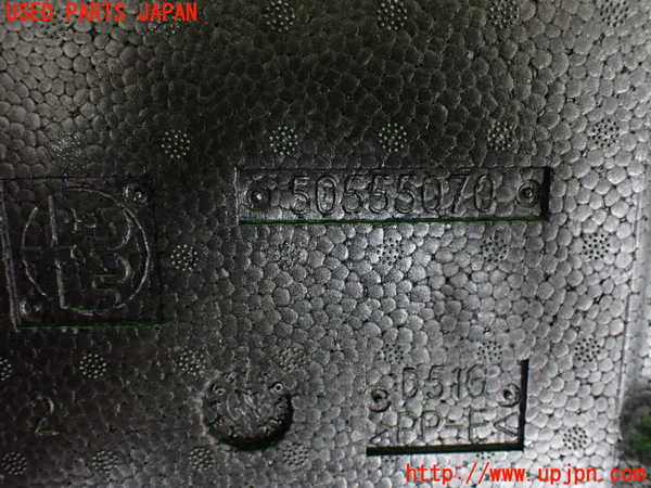 2UPJ-28217772]アルファロメオ・ジュリア(95220)ラゲッジトレイ2 中古_m0003.jpg