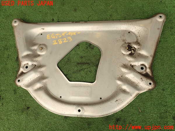 2UPJ-28232170]BMW 650i カブリオレ(EK48)エンジンアンダーカバー 中古 E64_m0002.jpg