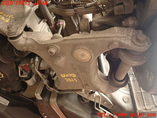 2UPJ-28235200]BMW 650i カブリオレ(EK48)右リアロアアーム1 中古 E64_m0001.jpg
