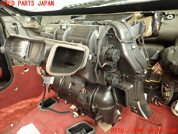 2UPJ-28236081]BMW 650i カブリオレ(EK48)エバポレーター1 中古 E64_m0002.jpg