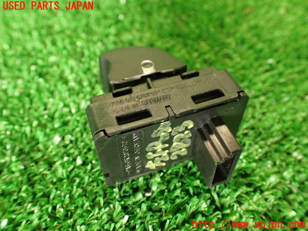 2UPJ-28236245]BMW 650i カブリオレ(EK48)左前パワーウィンドウスイッチ 中古 E64_m0003.jpg