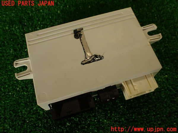 2UPJ-28236153]BMW 650i カブリオレ(EK48)コンピューター8 (6135 7198397-02) 中古 E64_m0002.jpg
