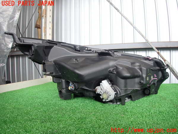 2UPJ-28241132]レクサス・NX200t(AGZ10)左ヘッドライト LED 中古_m0002.jpg