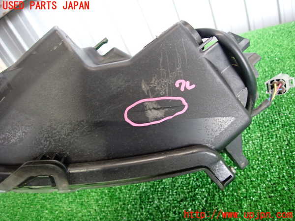 2UPJ-28241180]レクサス・NX200t(AGZ10)右フォグ 中古_m0003.jpg