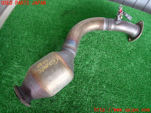 2UPJ-28242662]レクサス・NX200t(AGZ10)触媒2 中古_m0001.jpg