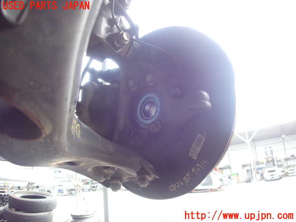 2UPJ-28244290]レクサス・NX200t(AGZ10)右フロントナックルハブ 中古_m0003.jpg