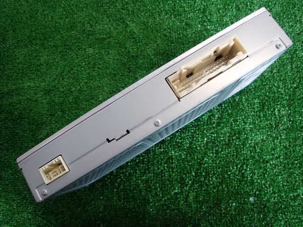 2UPJ-28246525]レクサス・NX200t(AGZ10)アンプ 中古_m0004.jpg