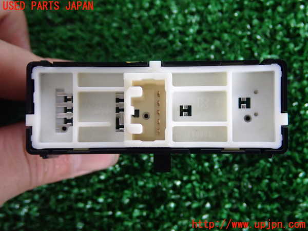 2UPJ-28246309]レクサス・NX200t(AGZ10)スイッチ4(メーター照度 ODOTRIP)  中古_m0004.jpg
